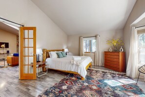 3 soverom, internettilgang og sengetøy