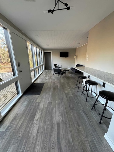 Creekside Cabin - 5 Mins From LA TECH & Sports Complex