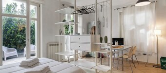 Apartment 'Charming in Lucca' with Private Garden, Wi-Fi and Air Conditioning