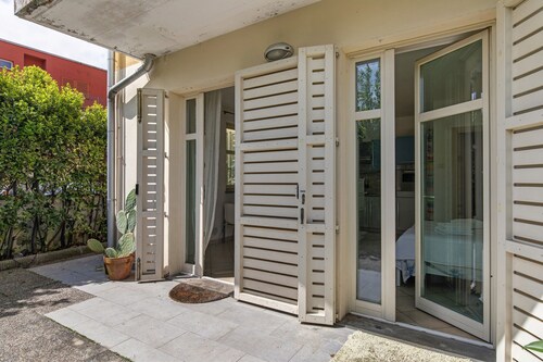 Apartment 'Charming in Lucca' with Private Garden, Wi-Fi and Air Conditioning