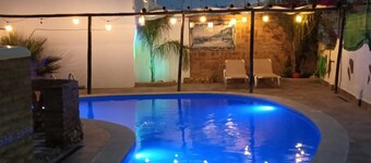 Holiday Home 'Casa Marquesa' with Private Pool, Wi-Fi and Air Conditioning