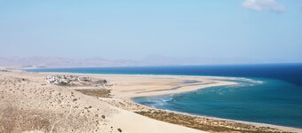 Vacation Home 'Casa Alisios' with Mountain View, Private Terrace and Wi-Fi