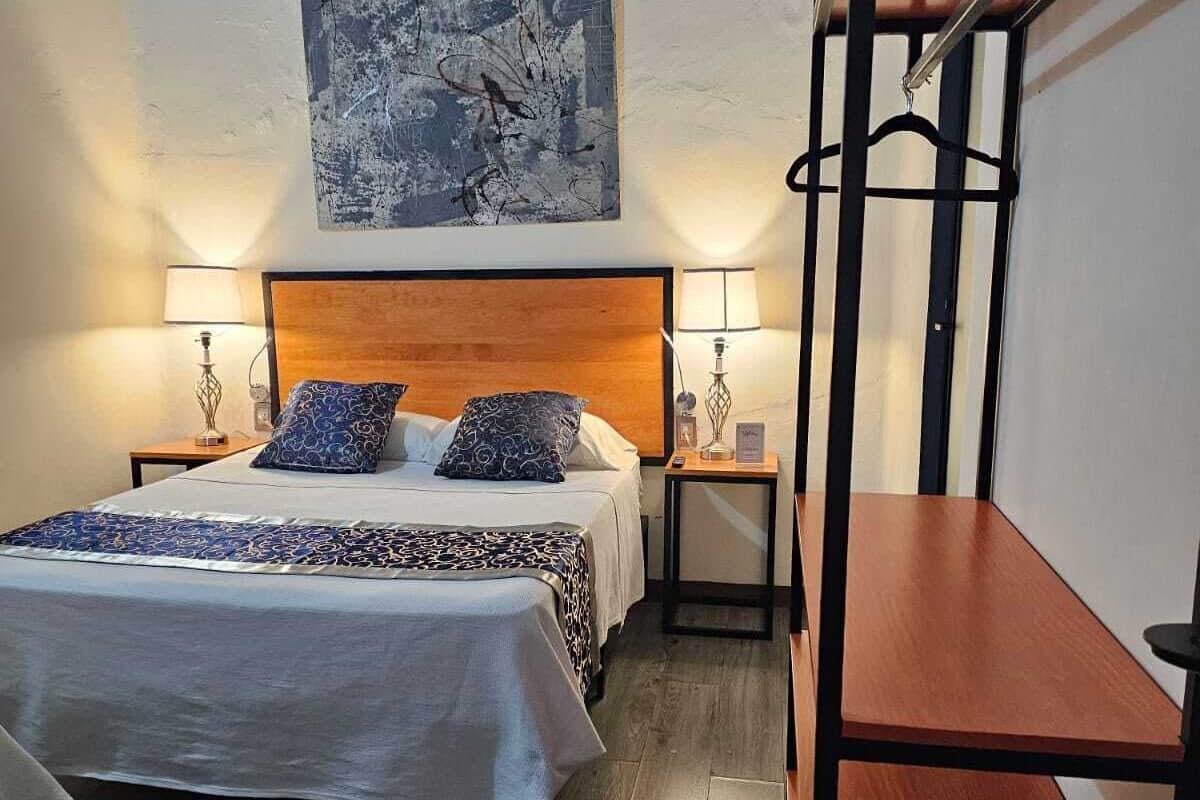 Superior-Dreibettzimmer | 1 Schlafzimmer, Minibar, individuell dekoriert, individuell eingerichtet