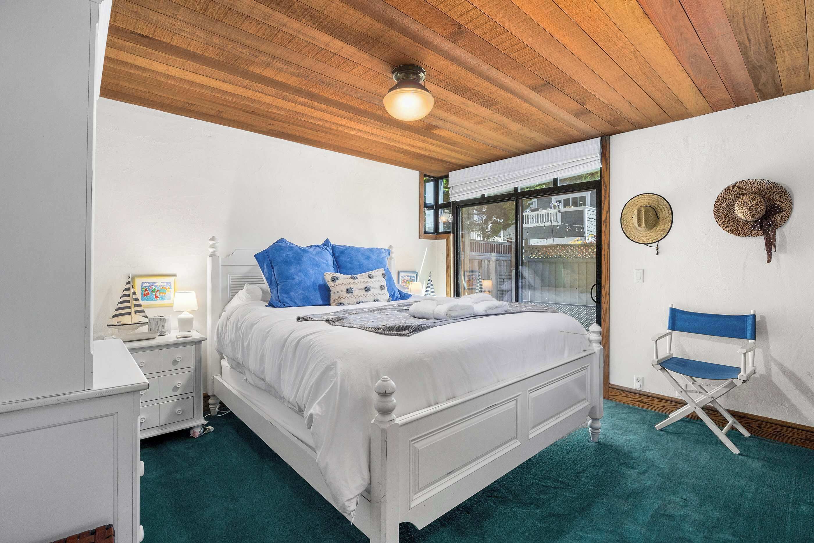 3 chambres, lit parapluie, Wi-Fi, draps fournis
