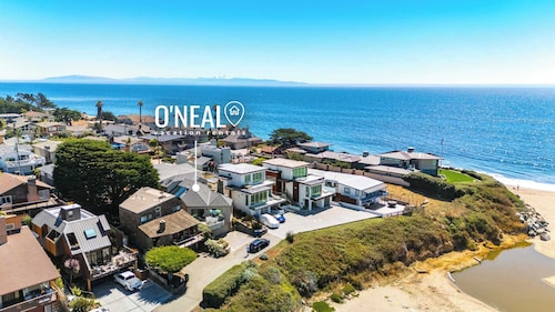Corcoran Beachhouse - Stunning ocean views!
