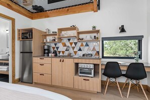 1 chambre, bureau, fer et planche à repasser, Wi-Fi