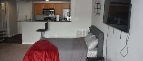 1 bedroom, iron/ironing board, WiFi, bed sheets