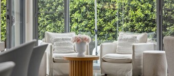 Luxury Beachside Entertainer With Heated Pool