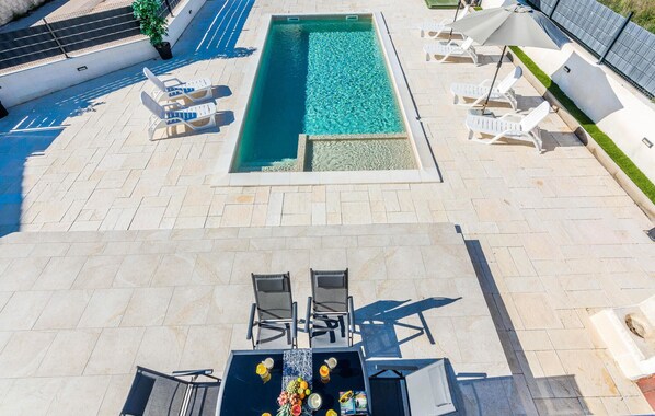 A heated pool - Cozy apartment in Vir (Vir)