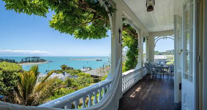 'Puna Perch - Te Whare Rangi' - Private Room in Nelson Waterfront