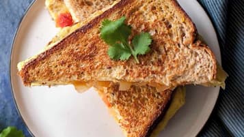 Daily local cuisine breakfast for a fee