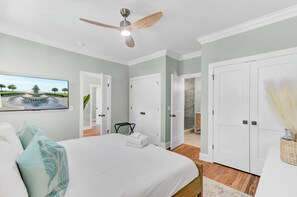 5 bedrooms, iron/ironing board, free WiFi, bed sheets