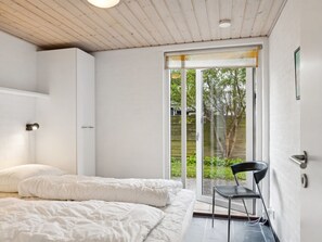 4 bedrooms, Internet