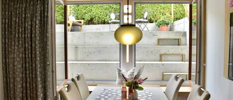 تناول الطعام