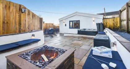 La Cantera, South Wales.
(Close to Brecon and Bike Park Wales)