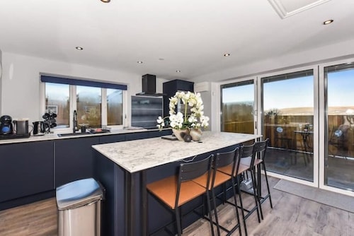 La Cantera, South Wales.
(Close to Brecon and Bike Park Wales)