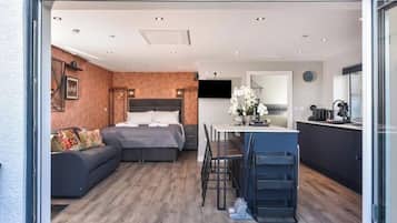 1 bedroom, iron/ironing board, travel crib, free WiFi