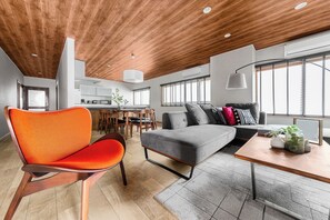 Televisión de pantalla plana 