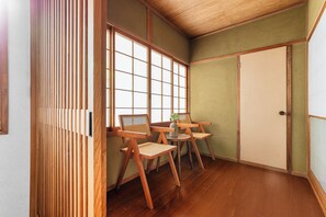 ทีวีจอแบน