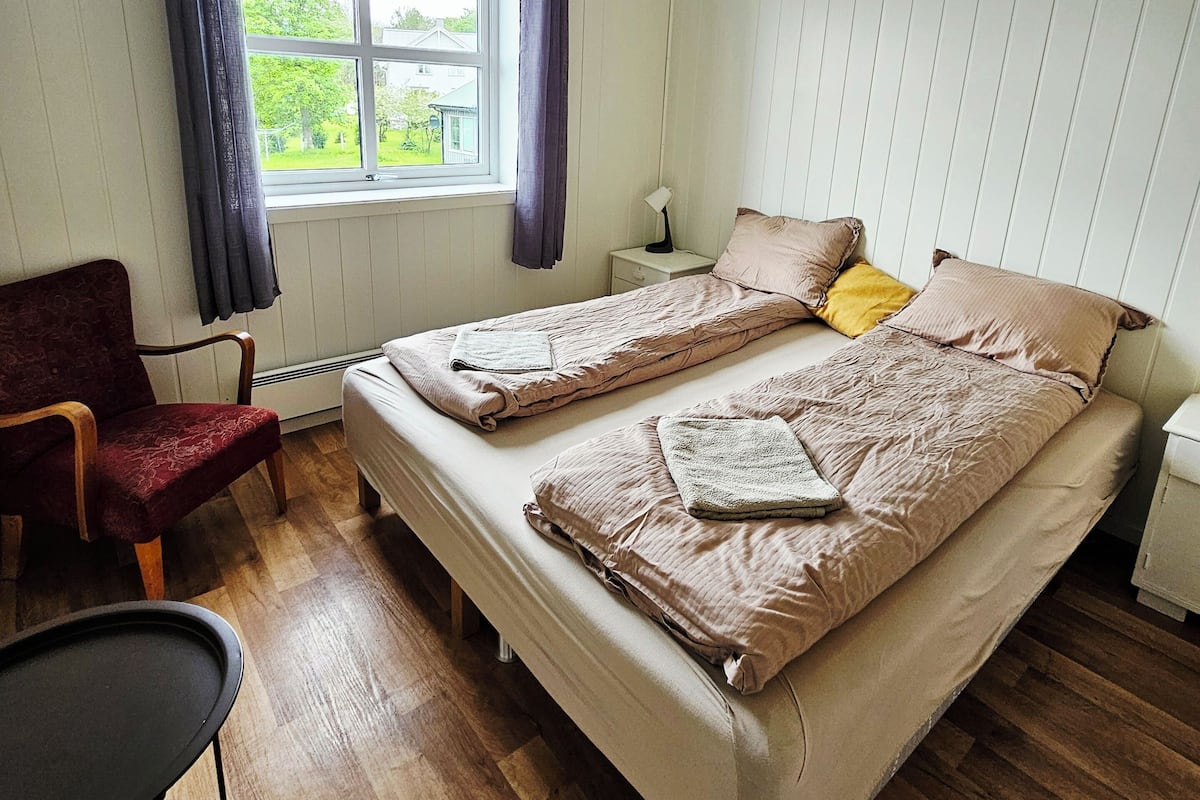 Individuell inredning, unika möbler, gratis wi-fi och sÀngklÀder