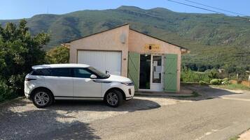 Enceinte de lâhĂ©bergement