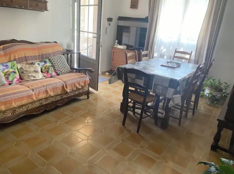 Maison Dans Un Village Pittoresque, Vue Mer Et Montagne Sur Gps ( Sisco Couture) - Cap Corse