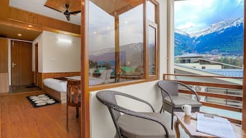 Superior Double Room, Hill View | Laptop workspace, free WiFi