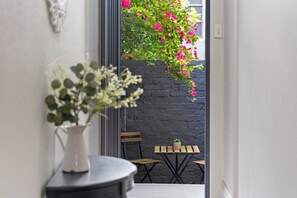 Interior - Darling Harbour, The Star | Country in City - Pool (Pyrmont)
