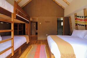 3 bedrooms, WiFi, bed sheets