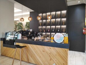 Bar (on property) - Arjan Park Hotel Wadi Ad Dawasir (Wadi-Ad-Dawasir)