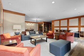 Smart-tv, pejs, dvd-afspiller