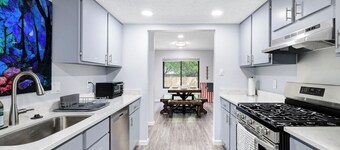 Austin Retreat | BBQ Yard Office WiFi Games Pets