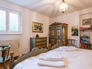 2 chambres, lit parapluie