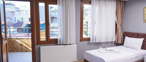 2 bedrooms, hypo-allergenic bedding, soundproofing, free WiFi