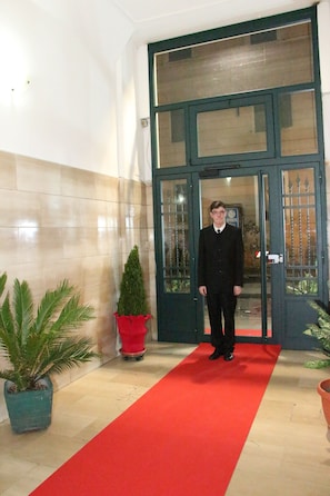 Exterior - TICHE (Rome)