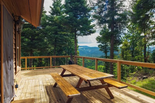 Bear Paw Place by Velo