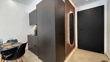 Apartment, Non Smoking