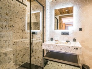 Haartrockner, Handtücher