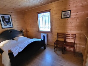 4 bedrooms, WiFi - Calm apartment 8-10 people, balcony, pets allowed (La Tania)