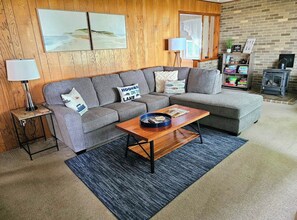 Smart TV, fireplace, offices