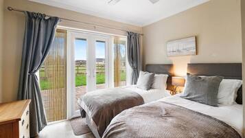 Rumah | 2 kamar tidur, meja kerja, Wi-Fi gratis, dan seprai linen