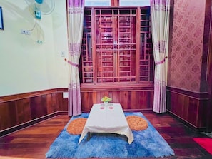 Literie de qualité supérieure, matelas mémoire de forme, bureau