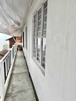 Phòng đôi dành cho gia đình, ban công, quang cảnh núi | Ban công