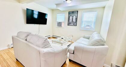 Cozy 2-bedroom in peaceful Queens with AC