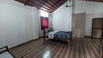 Comfort Cottage | Free WiFi, bed sheets