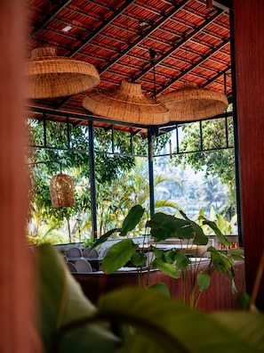 Restaurant - Vinsons Cottages (Colva)