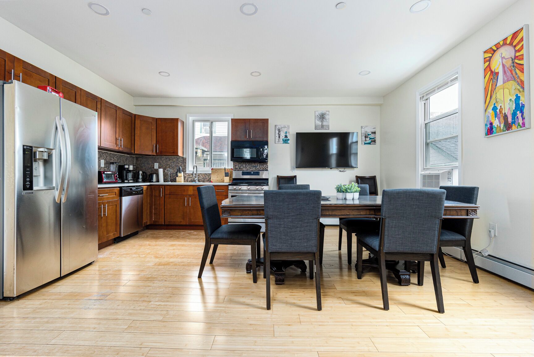 冰箱、微波炉、烤箱、炉灶