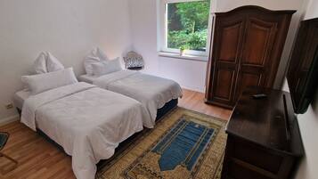 3 Schlafzimmer, kostenloses WLAN, Bettwäsche