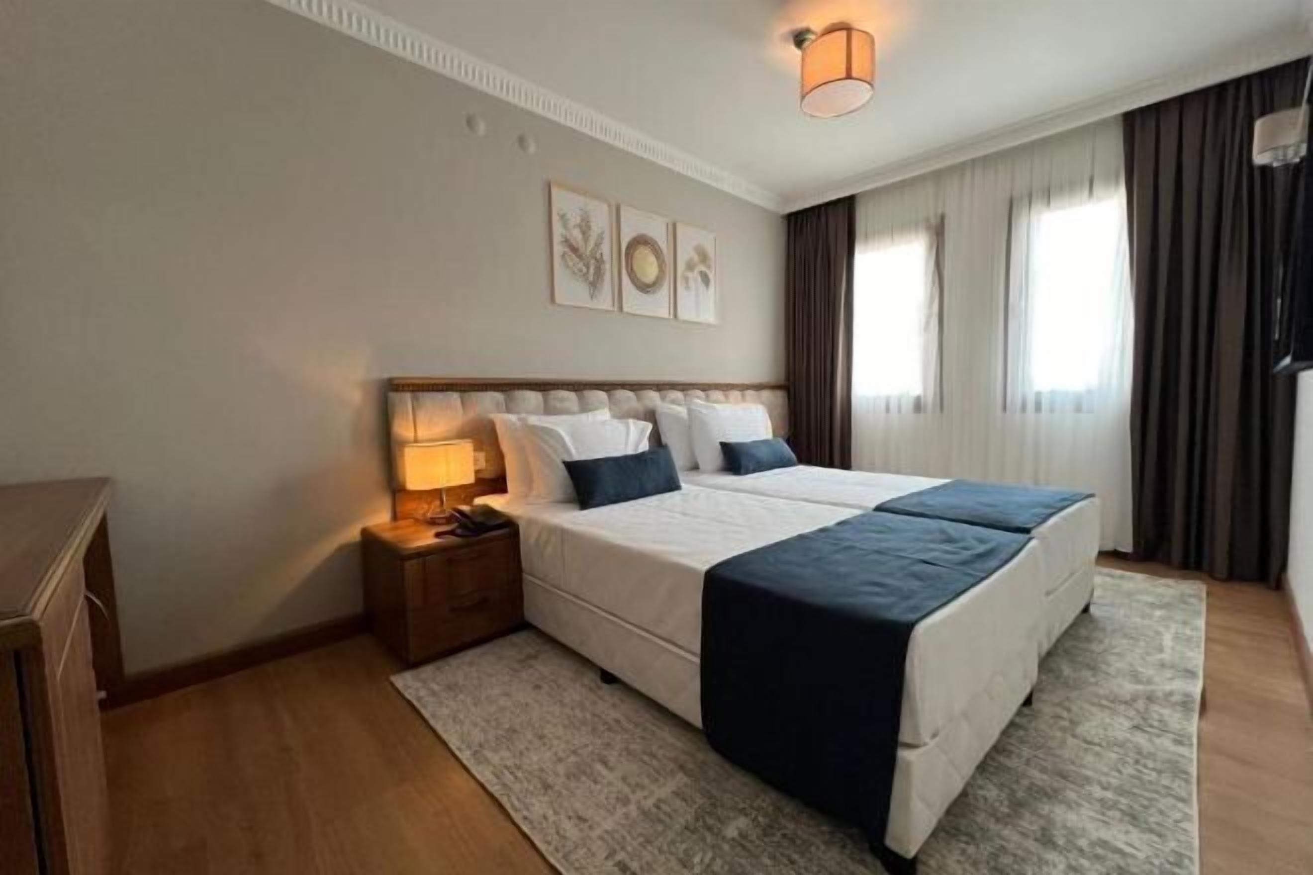 Desk, iron/ironing board, free WiFi, bed sheets