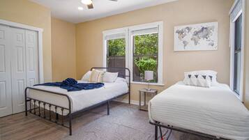 Ferienhaus (3 Bedrooms) | 3 Schlafzimmer, laptopgeeigneter Arbeitsplatz, Bügeleisen/Bügelbrett